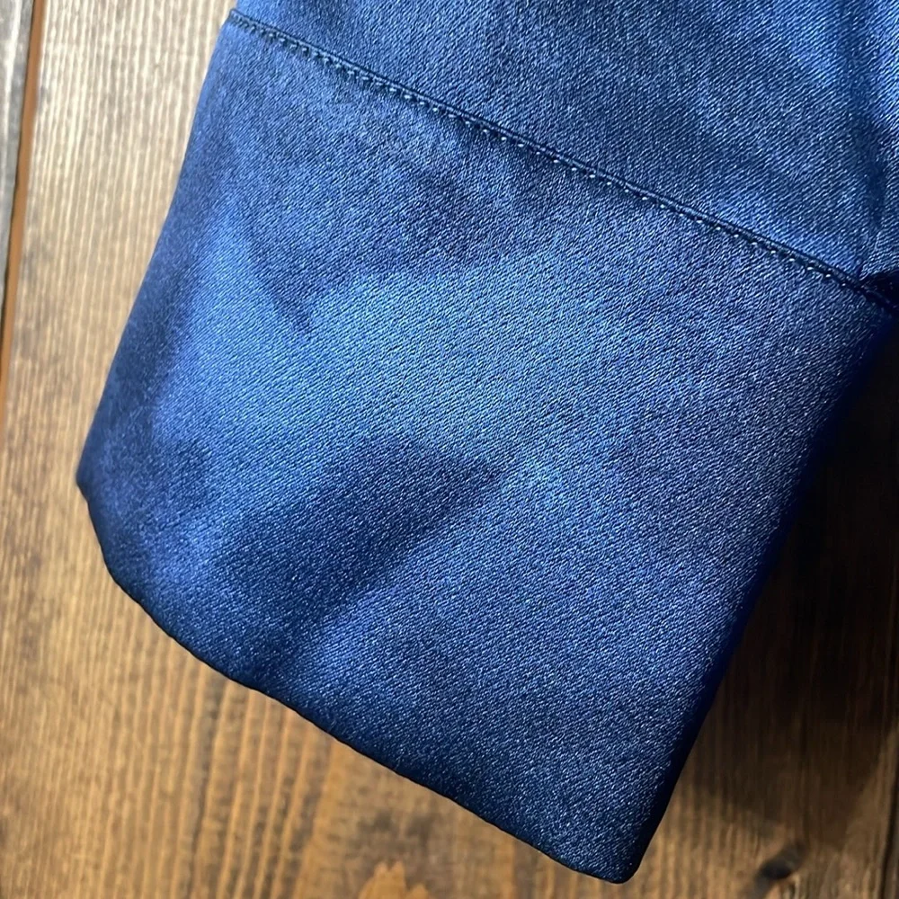 VINCE Winter Tie Dye Silk Blouse - Picture 6 of 9
